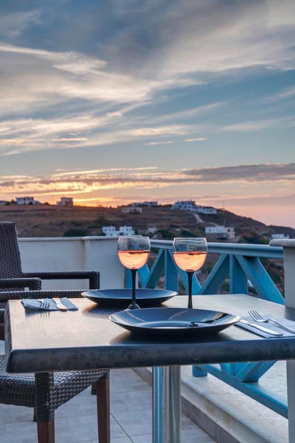 Waterview Apartments Kini Exterior photo